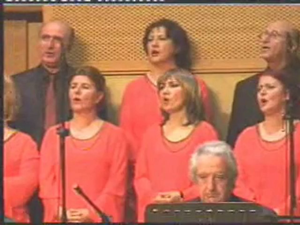 HASANPAŞA GÖNÜLLÜLERİ TSM KOROSU KONSERİ 3