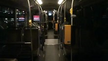 888 Linie F vom Flughafen zur Uni-Sportstätte; Bester Sound der IVB