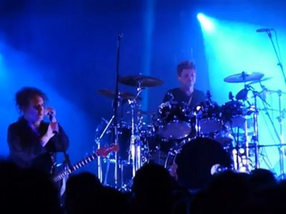 The Cure - 2011 11 15 London (M Version)  - Faith