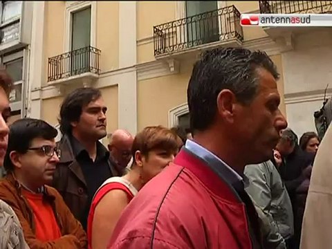 TG 07.04.12 Degrado a Bari: dal Pdl le foto ad Emiliano