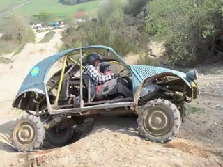 DEUCHES EN FOLIE