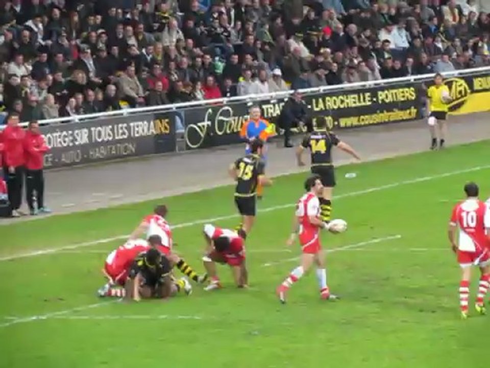 PRO D2 ASR - TARBES - La OLA à Marcel Deflandre -  Merci les joueurs