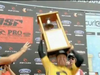 SURF: Rip Curl Pro Bells Beach: Fanning batte Slater