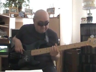 Back to 60's Credence Clearwater Revival basscover Bob Roha