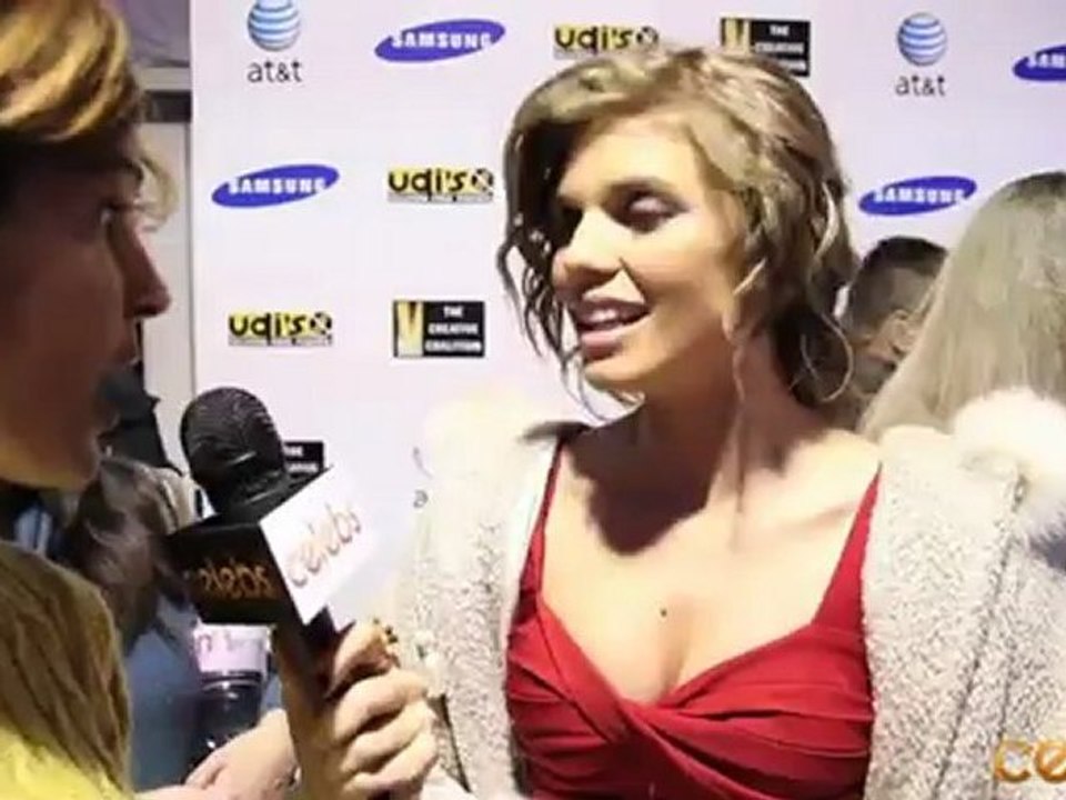 AnnaLynn McCord Talks to  About Topless Twitter Pic at Sundance 2012