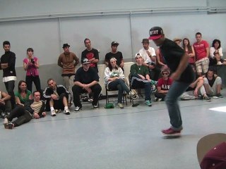 OFFICIEL Kingz Of Montpellier / Quart de finale Top Rock : Shao vs Ovni one