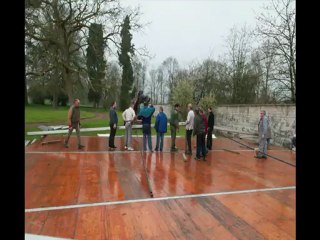 Montage chapiteaux à Villers Chatel (62)