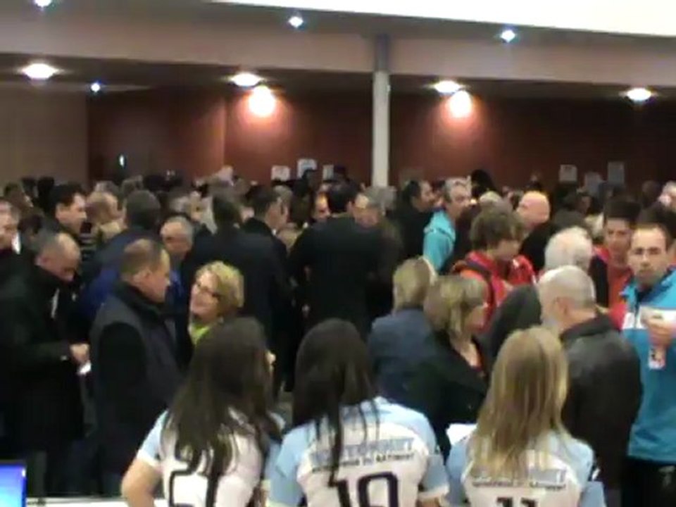 laminoir la salle  plus de 800 personnes