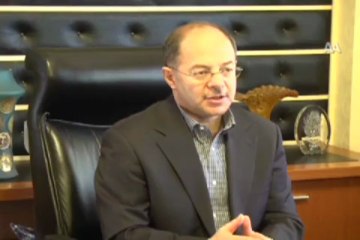 Oturan bir toplum haline geldik