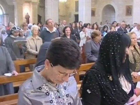 Middle Eastern Christians celebrate Easter
