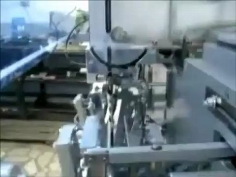 MACHINES DE REMPLISSAGE HORIZONTALE ET D’EMBALLAGE POUR SERVIETTES RAFRAICHISSANTES