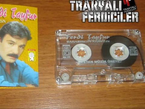 Ferdi Tayfur & Yedi Sene Gurbet ( Derdim Nedir Sormuyorlar )