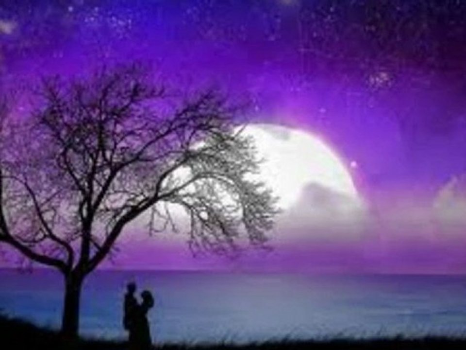 GÜLLÜ - SENİ RÜYAMDA GÖRSEM O GÜN MUTLU OLURUM