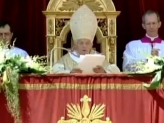 Pope backs Syria peace plan in Easter message