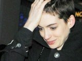 Anne Hathaway Debuts Her New Haircut - Hollywood Style