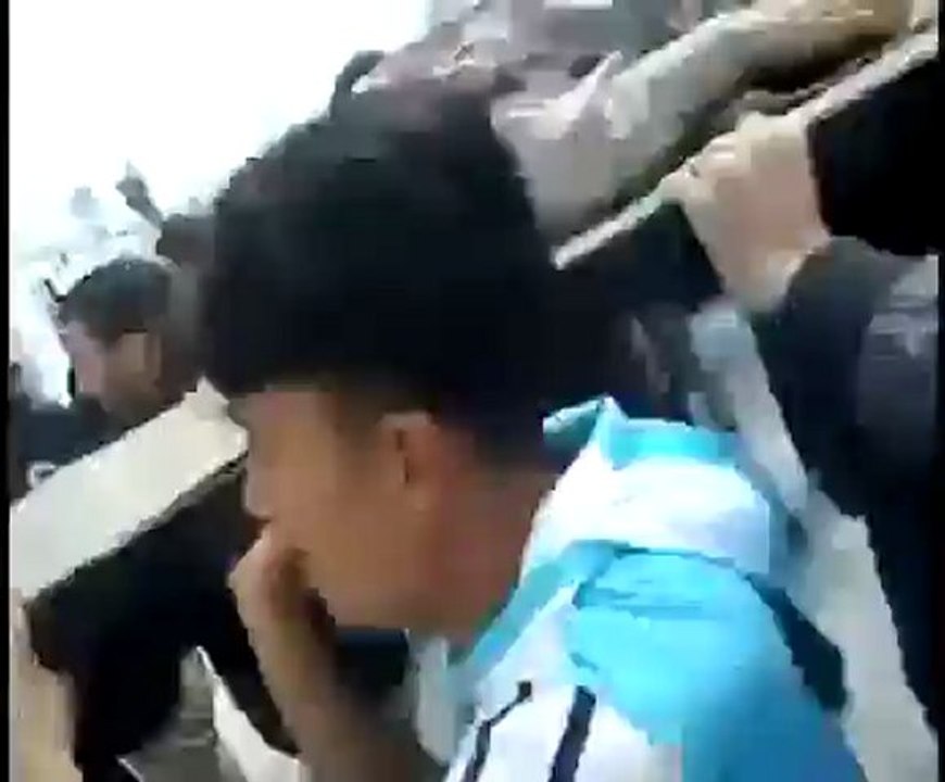 فري برس  تركيا أول شهيد في مخيم كلس للاجئين  على الحدود السورية التركية 09 04 2012