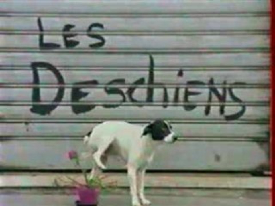 Fifils fait bécot à marraine