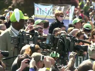 Pâques: les Obama lancent la chasse aux oeufs