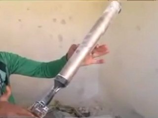 فري برس ديرجمال ريف حلب قصف بالصواريخ على البيوت الآمنة 8 4 2012