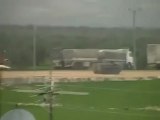 فري برس حلب اعزاز  السلامة  دبابة وناقلة جند اثناء مرورها باتجاه باب السلامة الحدودي 9 4 2012