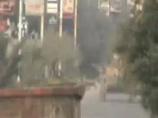 حماه :: الاربعين :: الدبابات تقتحم الحي تطبيق لخطة...