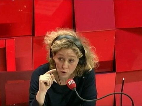 Les Carnets d'Alba : Marine Le Pen ne mentionne plus la sortie de l'euro