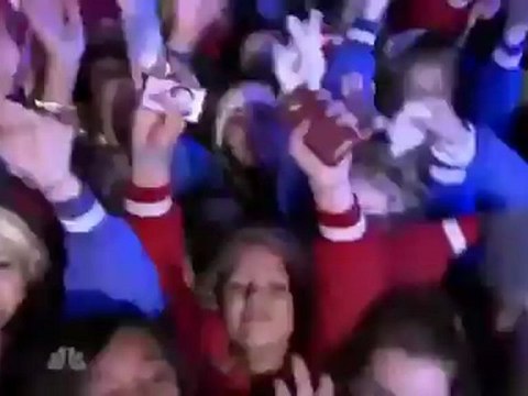 Justin Bieber Busta Rhymes - Drummer Boy Live at Rockefeller Center