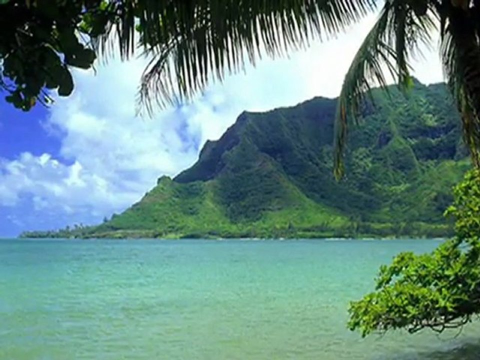 İLHAN İREM YEMYEŞİL BİR DENİZ SENİN GÖZLERİN