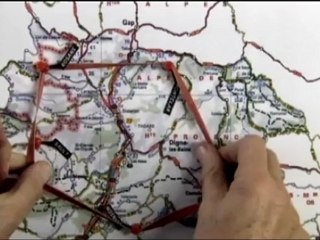 LA TERRE DE FOLIE - Bande-annonce VF