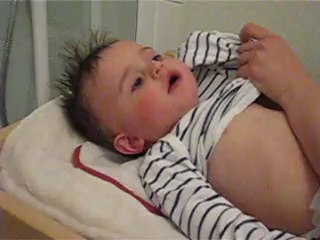 Tristan sort du bain