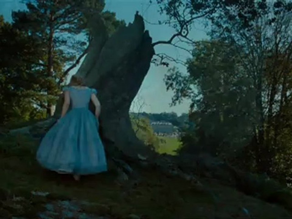 ALICE AU PAYS DES MERVEILLES EN 3D - Bande-annonce VF