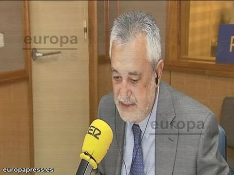 Griñán ve alternativas en los últimos recortes