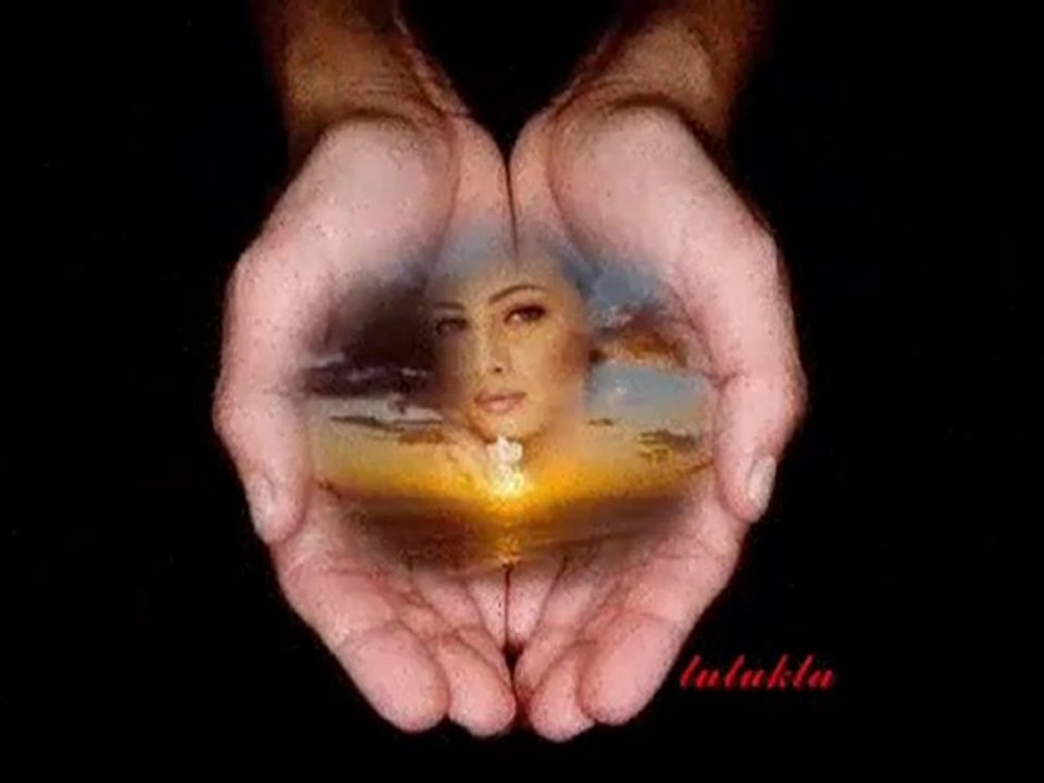 Umut  AKYÜREK    "İÇİMDE KANIMDASIN"