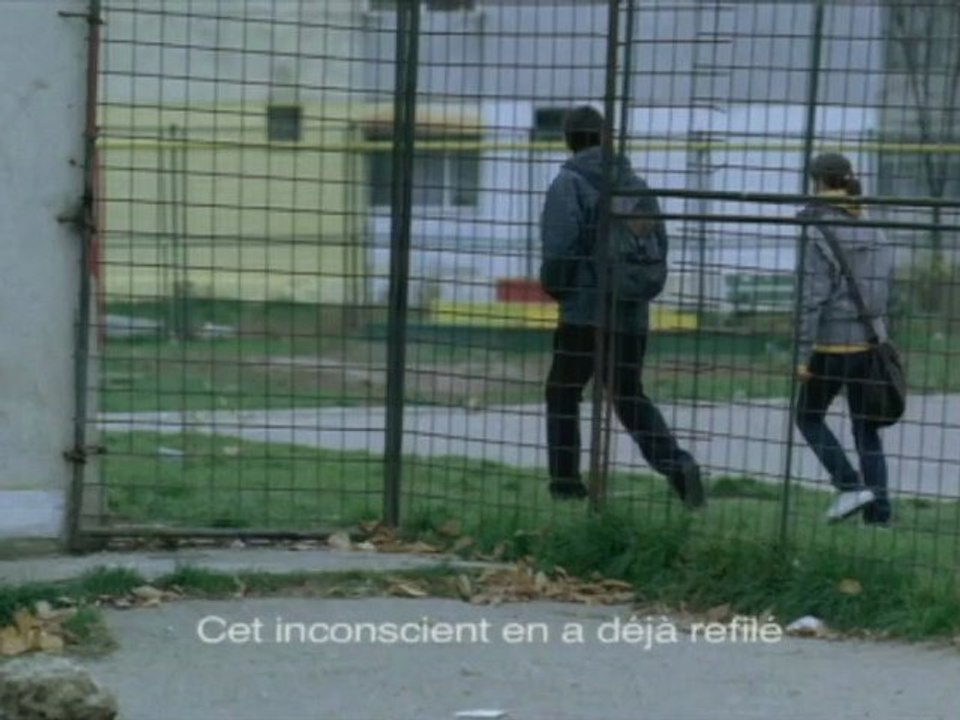 POLICIER ADJECTIF - Bande-annonce VO