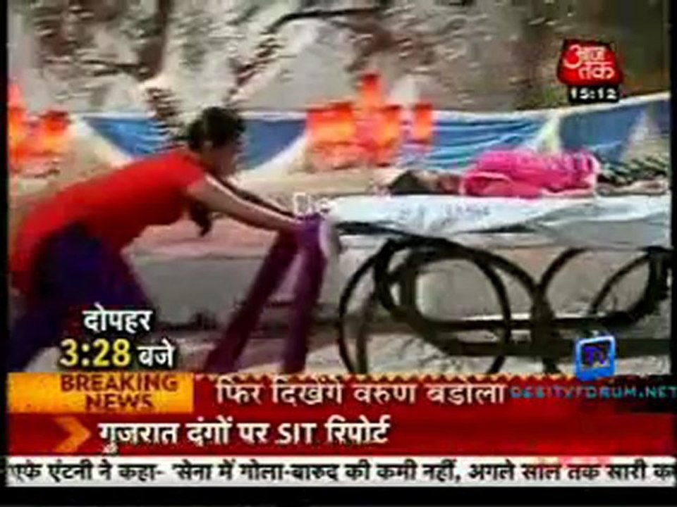 Saas Bahu Aur Betiyan [Aaj Tak] - 10th April 2012 Part3
