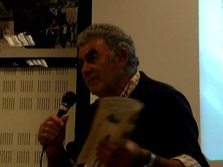 10 Réunion publique Sizun vendredi 06 avril 2012