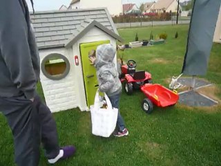 à la recherche des oeufs de Paques!