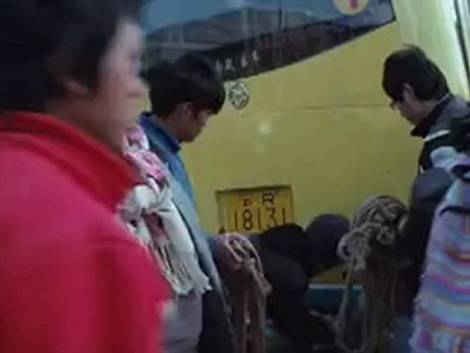 Romancing.In.Thin.Air.2012.part2