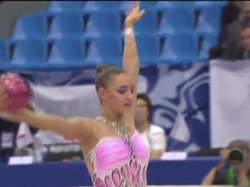 Evgenia Kanaeva 2010 Moscow World Champ F ball