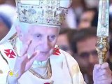 Benedict al XVI-lea: Un preot nu-şi aparţine niciodată sieşi