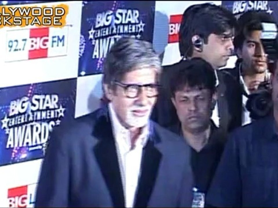 Amitabh Bachchan falls ILL again