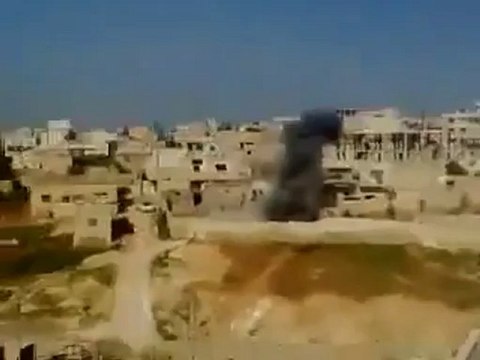 فري برس ادلب خان شيخون قصف على المدينة بالطيران الحربي 9 4 2012