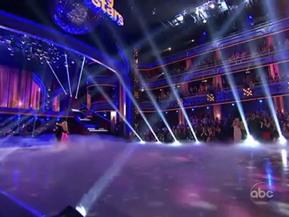 Roshon Fegan & Chelsie Hightower - Viennese Waltz