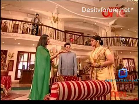 Jhilmil Sitaron Ka Aangan Hoga - 10th April 2012 pt3