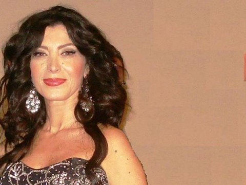 Elif Güresçi Çiftçioğlu ~ Ben Bir Gün Ölürsem Sana Hasret