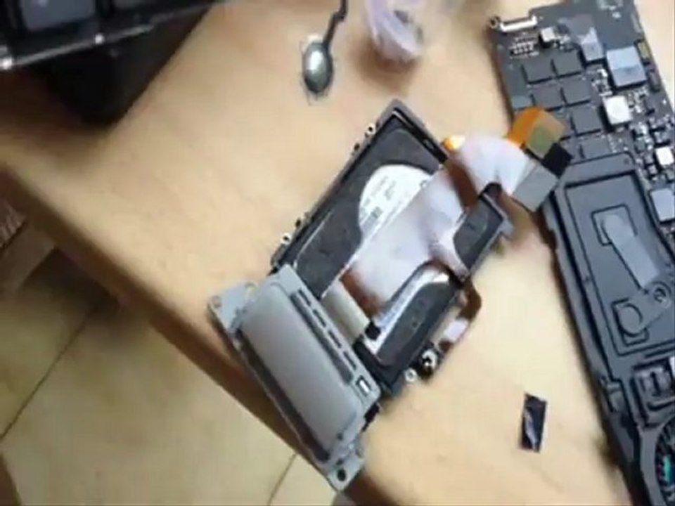 Démontage d'un MacBook