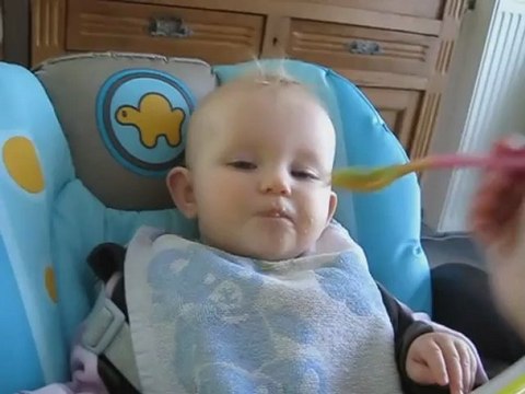 28/11/11 : repas de ptit machin