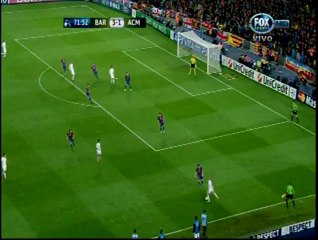 Solidaridad de Messi haciendo relevo en lateral izquierdo ('70) - Barcelona vs Milan - Champions League 2011/2012