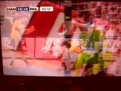 Hambourg - Rhein Neckar Löwen / 10.04.2012 / Double arrêt Beutler