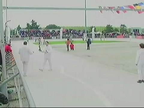 3pistes 2012/Valence d'Agen/ Mini Filles -repêchages 800m